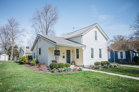 209 E Arnold-1